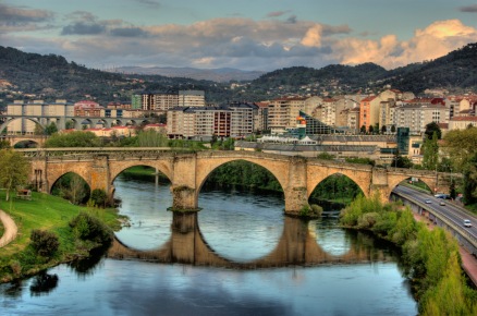 Roman_bridge,_Ourense_(Spain)